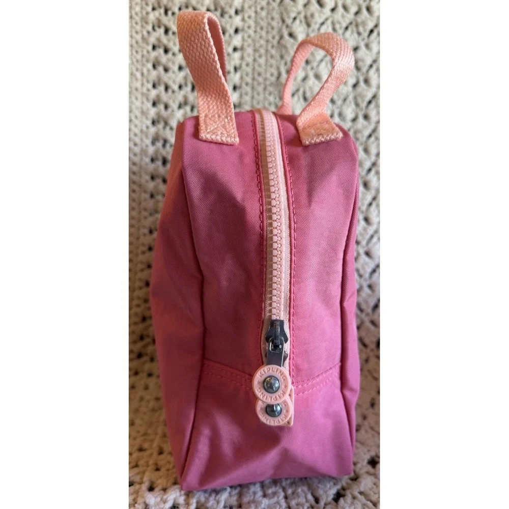 Kipling womens Lyla insulated lunch bag, Gorgeous Pink w/peach, Small US
